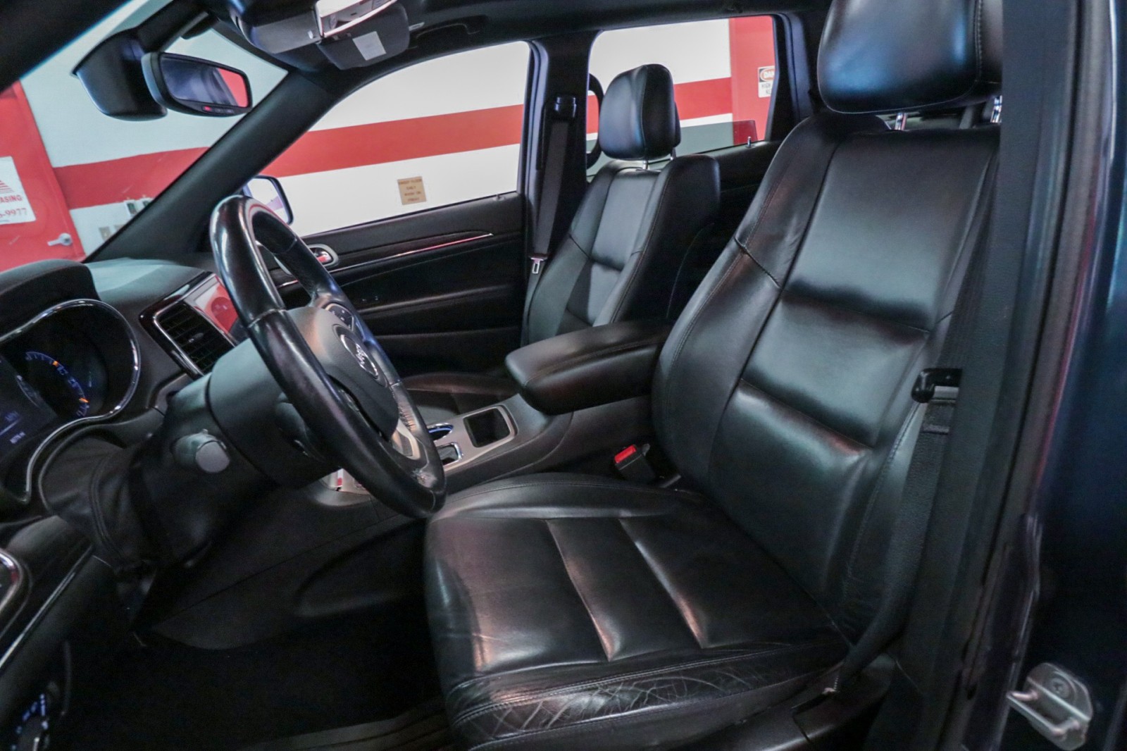 Used Car 2021 Jeep Grand Cherokee  Limited For Sale Under $25,000 In Austin, Texas