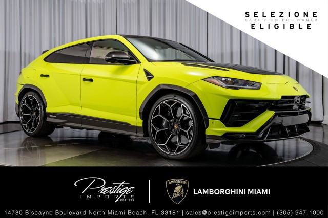 /2024 Lamborghini Urus