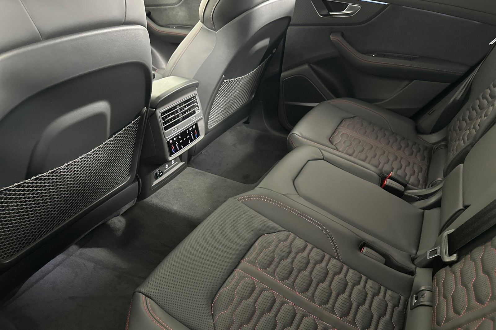 New 2026 Daytona Gray Pearl Effect Audi performance quattro image 11