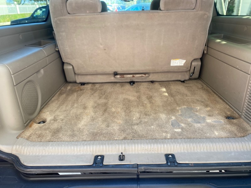 2003 Chevrolet Suburban LT 1 OWNER NO ACCIDENTS in ,