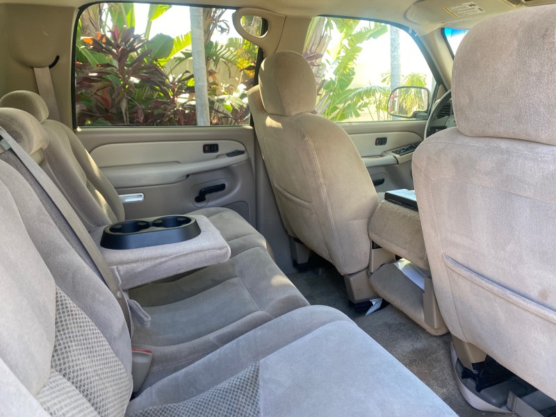 2003 Chevrolet Suburban LT 1 OWNER NO ACCIDENTS in ,