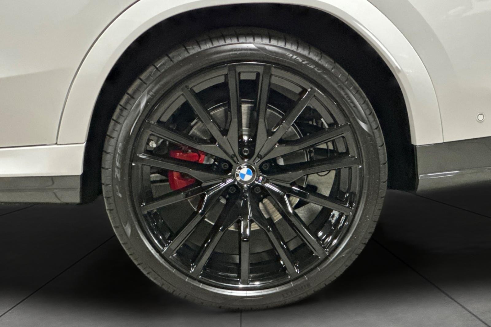 New 2027 Mineral White Metallic BMW xDrive40i image 26