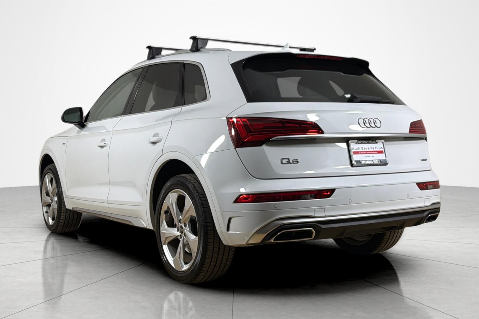 Used 2023 Glacier White Metallic Audi S line Premium Plus 45 TFSI quattro image 3
