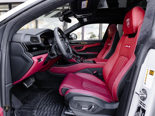 2023 Lamborghini Urus S in , 