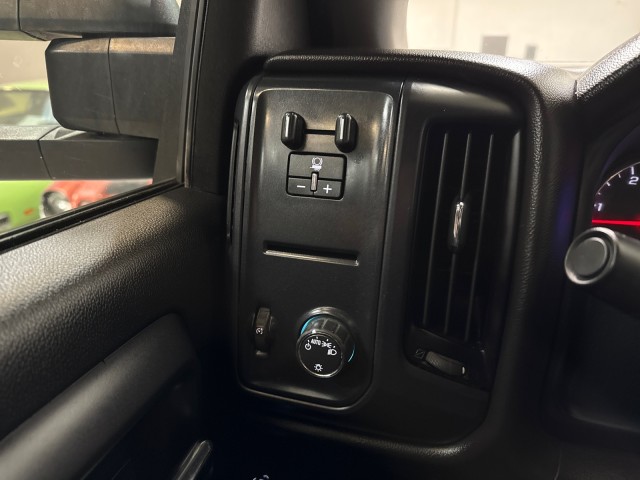 2020 Chevrolet Silverado MD 5500 Duramax RWD Utility/ Service Bed in , 