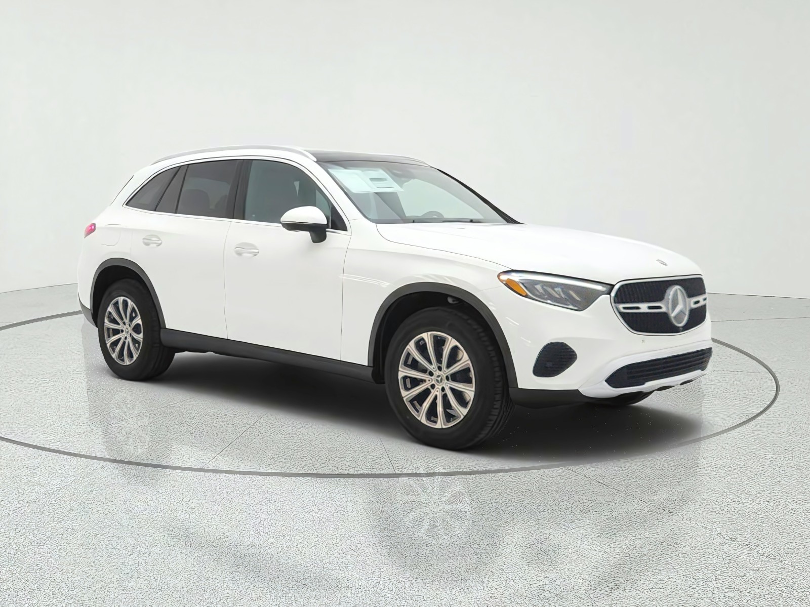 New 2027 Polar White Mercedes-Benz GLC 300 SUV image 3