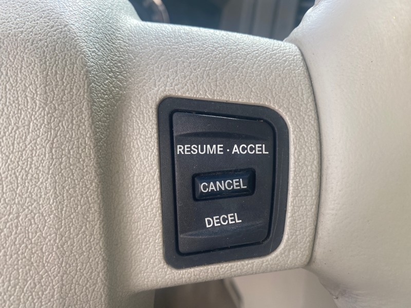 2006 Jeep Grand Cherokee Overland LOW MILES 57,372 1 OWNER 4WD in , 