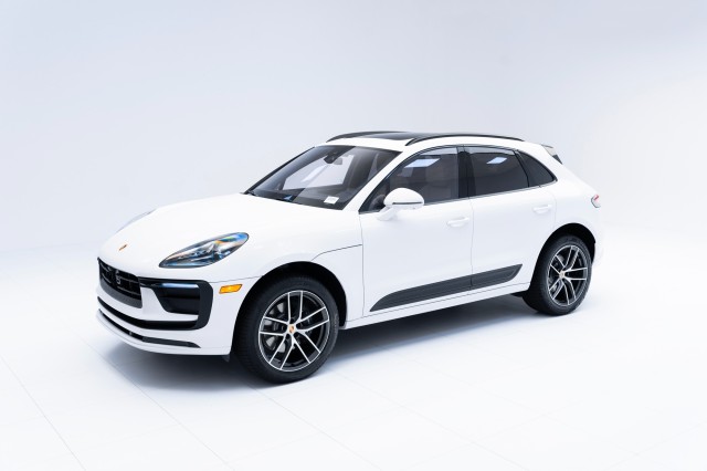 2024  Macan  in , 