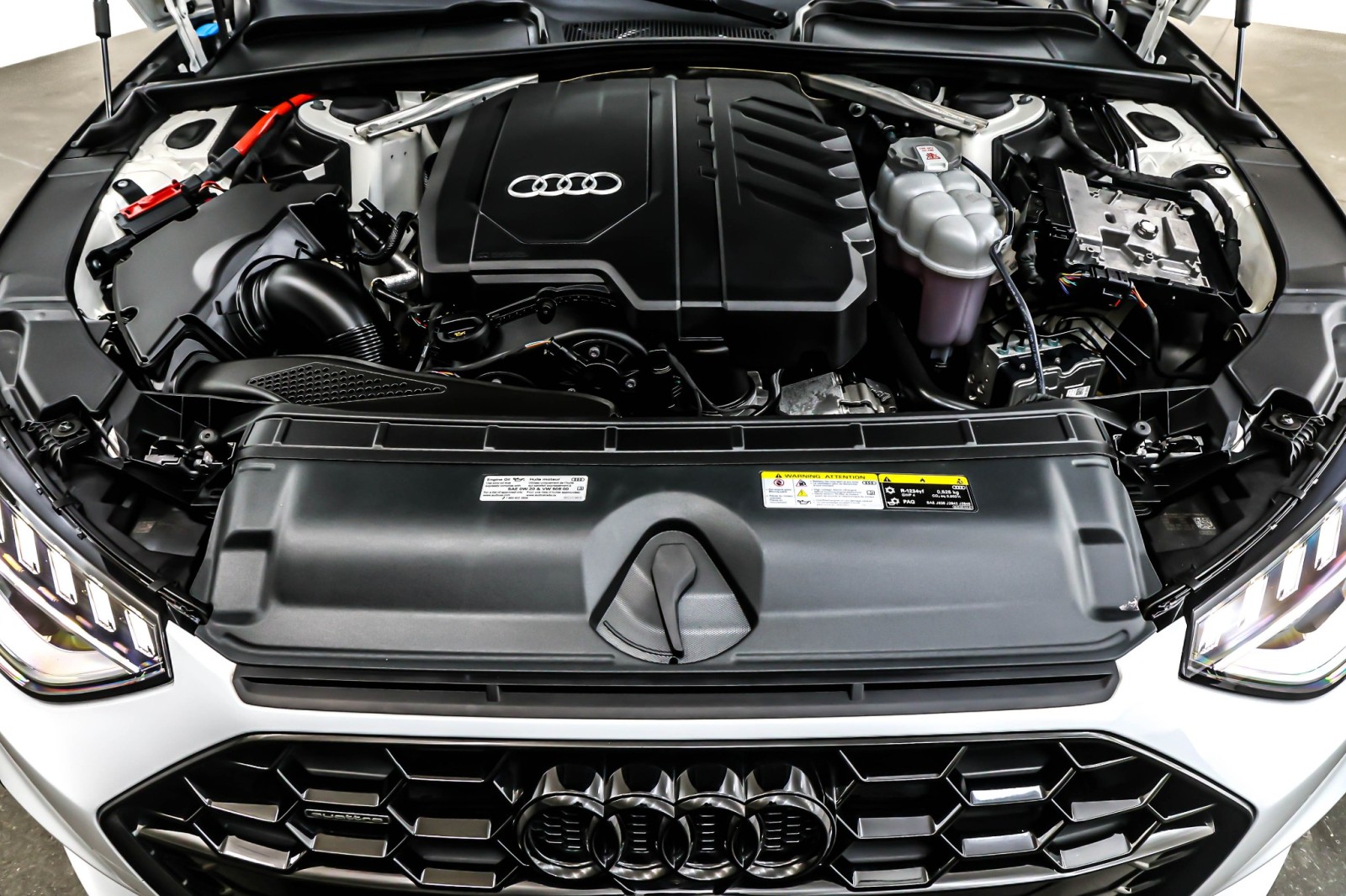 Used 2023 Glacier White Metallic Audi S line Premium Plus 45 TFSI quattro image 33