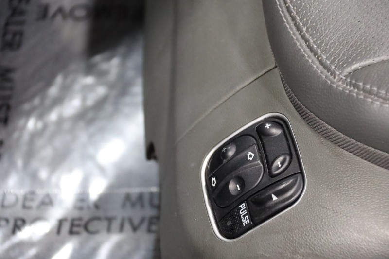 2006 Mercedes-Benz SL500 AMG Sport Pkg 2dr Convertible in , 