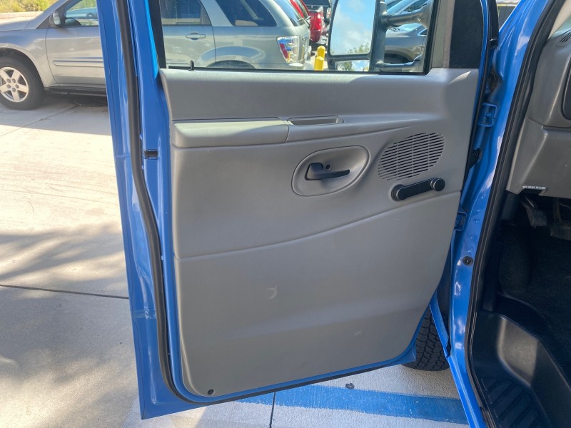 2006 Ford Econoline Commercial Cutaway LOW MILES 27,641 1 OWNER in , 