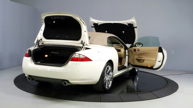 2008 Jaguar XK  14
