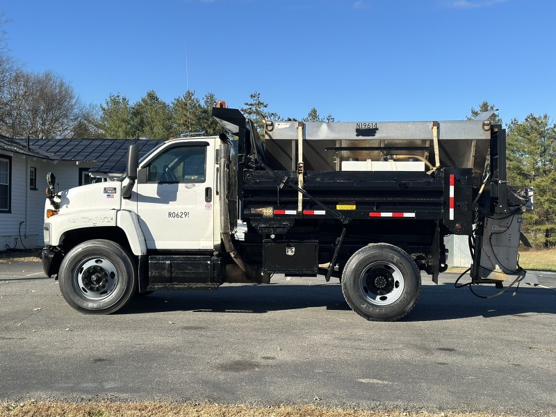 2003 GMC C7500 Dump Truck w Spreader  in , 