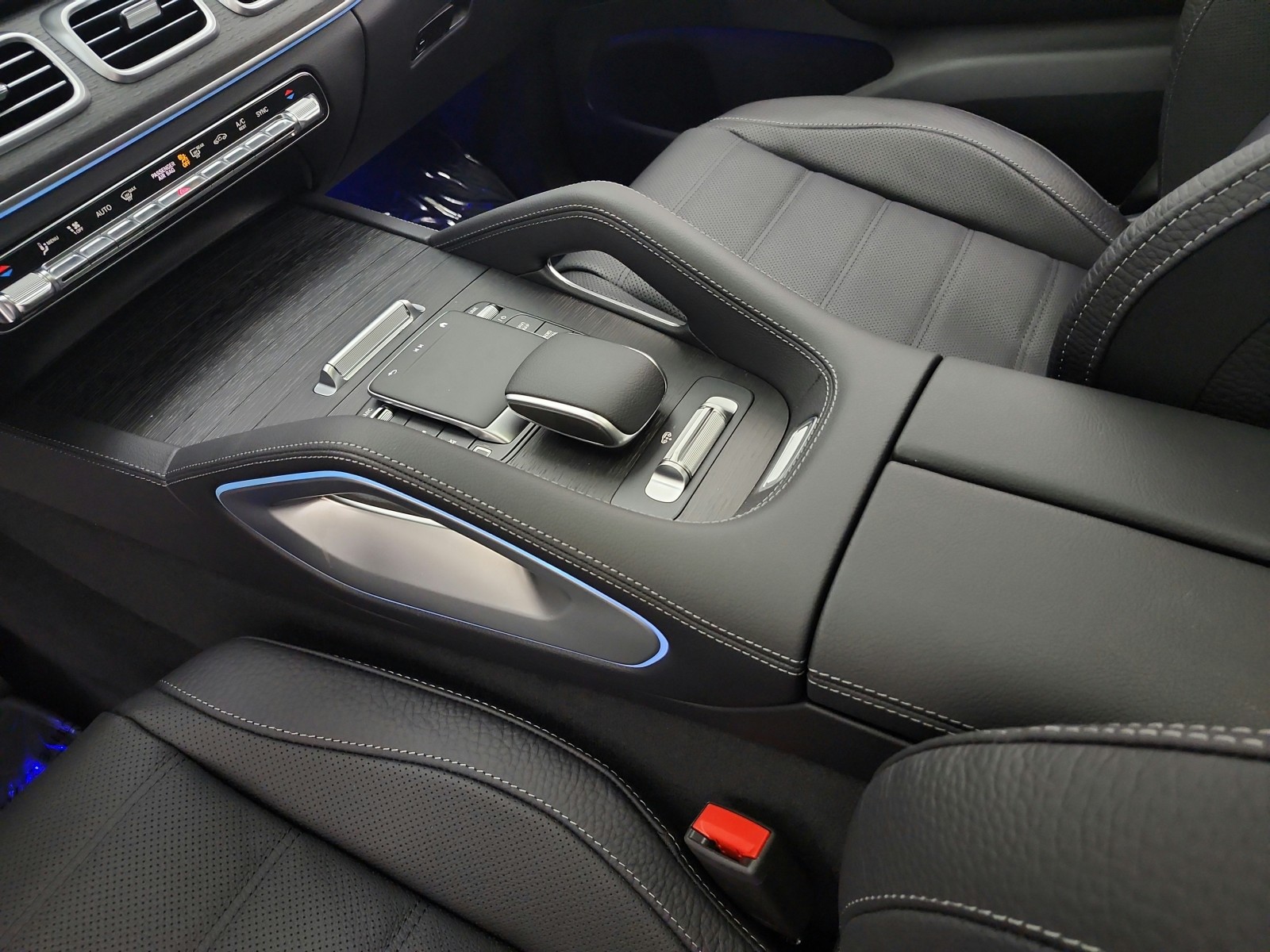 New 2026 MANUFAKTUR Signature Silicon Grey Mercedes-Benz GLS 450 4MATIC® SUV image 10