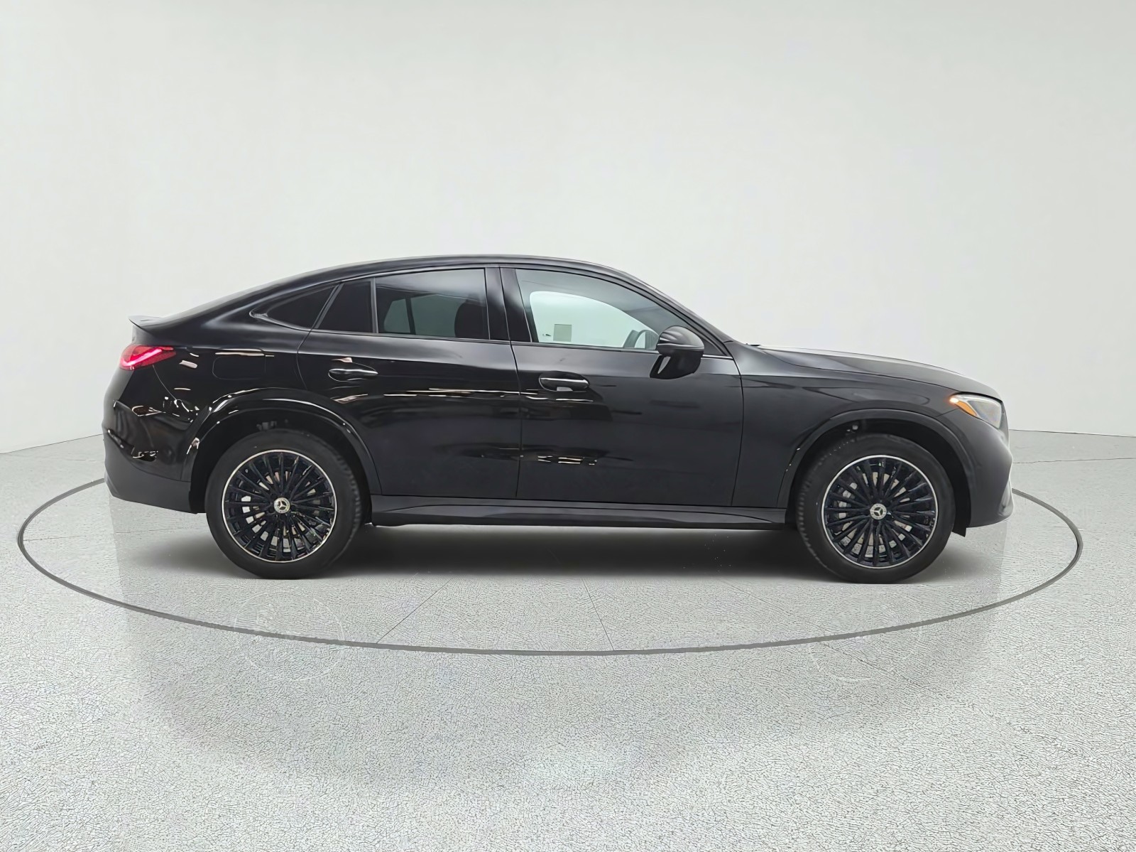 New 2027 Black Mercedes-Benz GLC 300 4MATIC® Coupe image 4