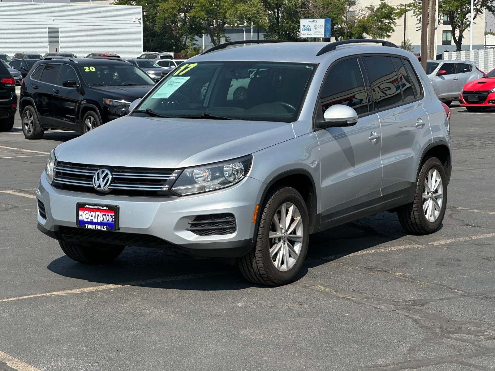 2017 Volkswagen Tiguan Limited  10