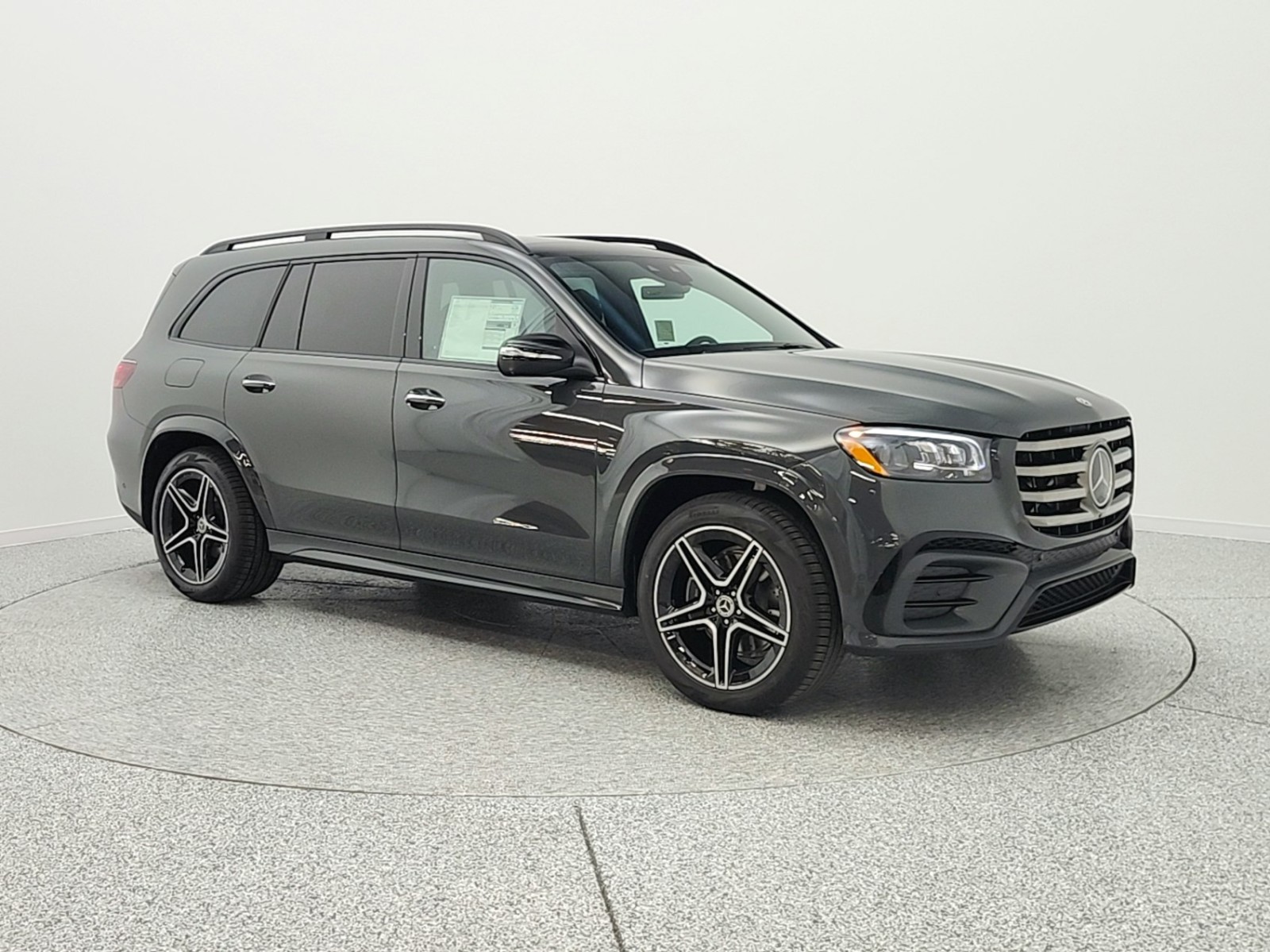 New 2026 MANUFAKTUR Signature Silicon Grey Mercedes-Benz GLS 450 image 3