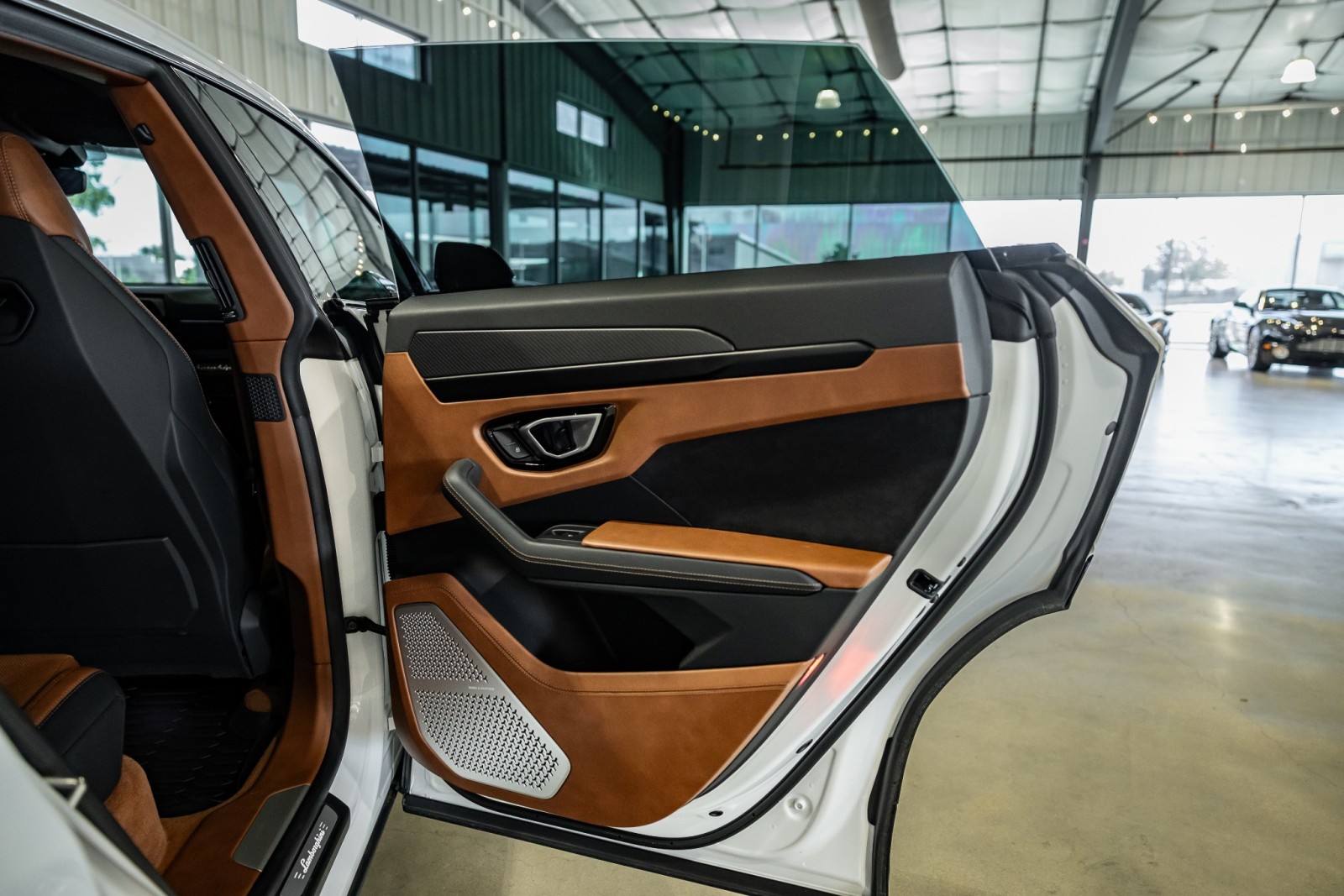 Used Car 2023 Lamborghini Urus  S For Sale Under $240,000 In Boerne, Texas