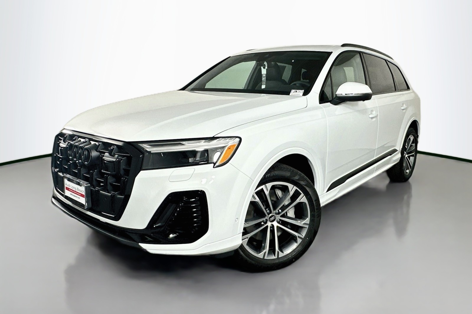 2026 Audi Q7 Premium