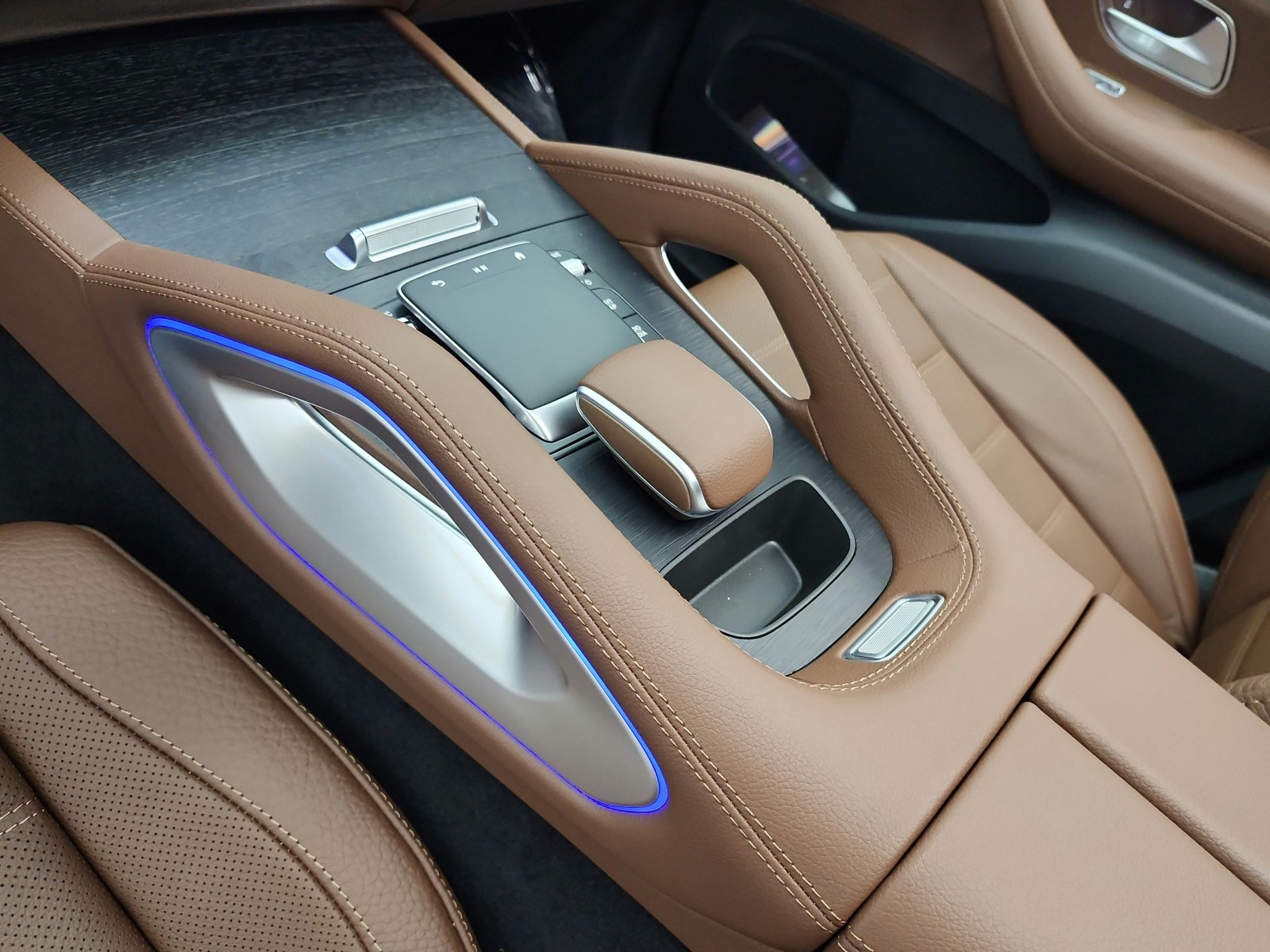 New 2026 Black Mercedes-Benz GLE 450 image 10