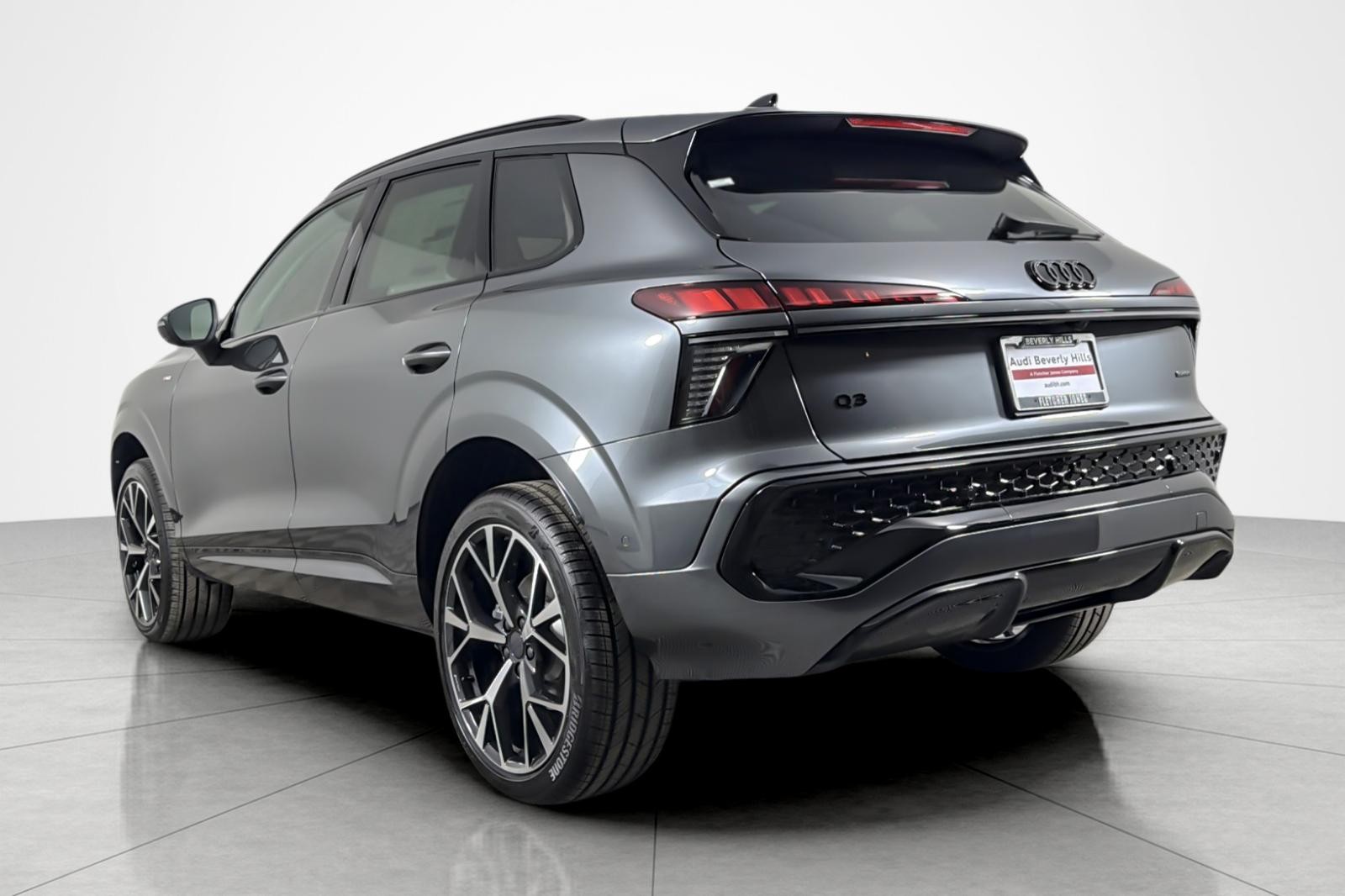 New 2026 Daytona Gray Pearl Effect Audi S line quattro image 4