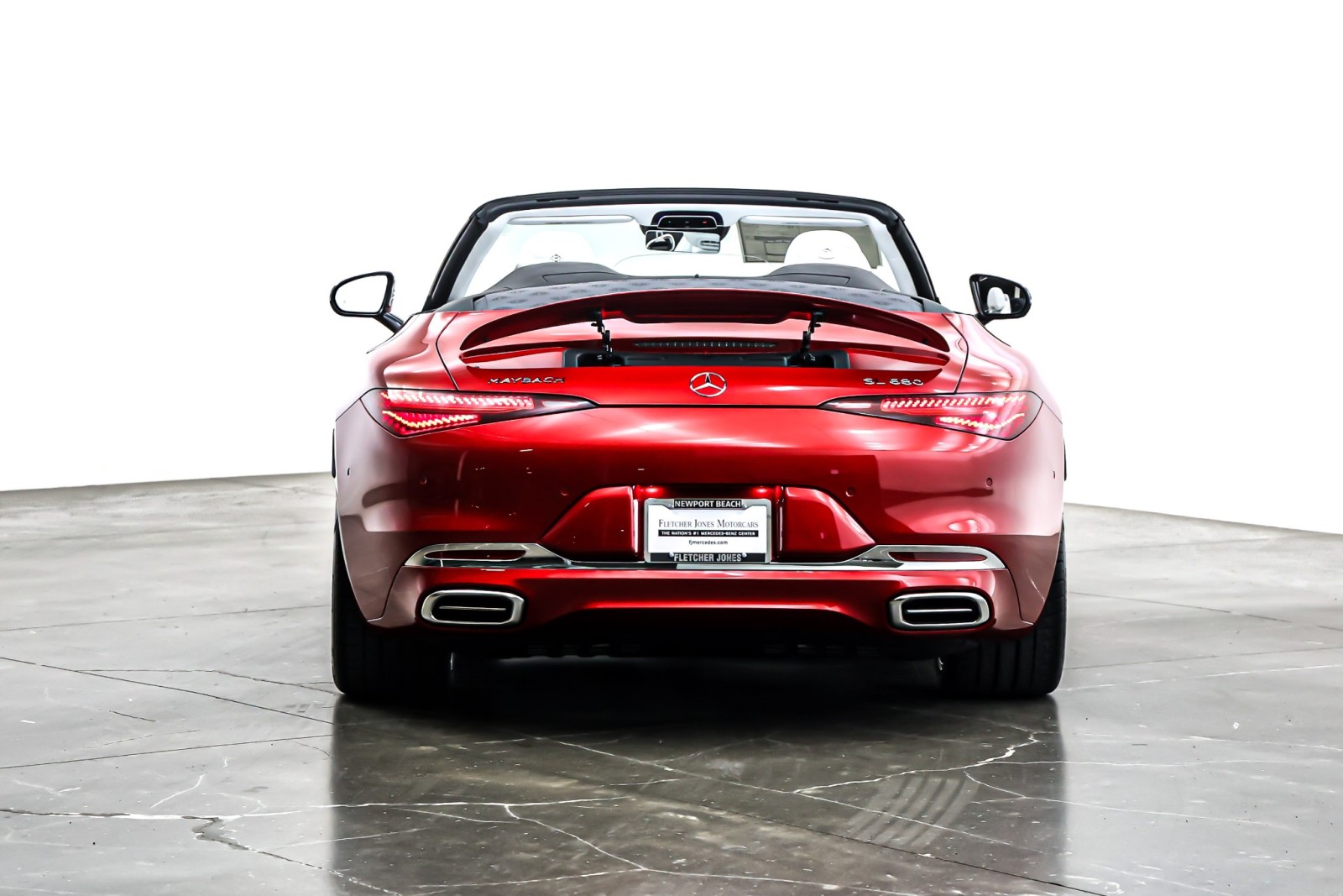 New 2026 MANUFAKTUR Garnet Red Metallic (Red Ambiance) Mercedes-Benz Maybach SL 680 Monogram Series image 4