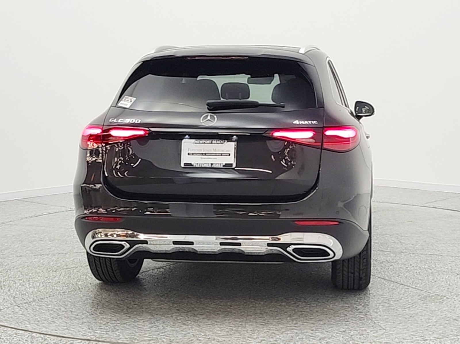 New 2026 Graphite Grey Metallic Mercedes-Benz GLC 300 image 6