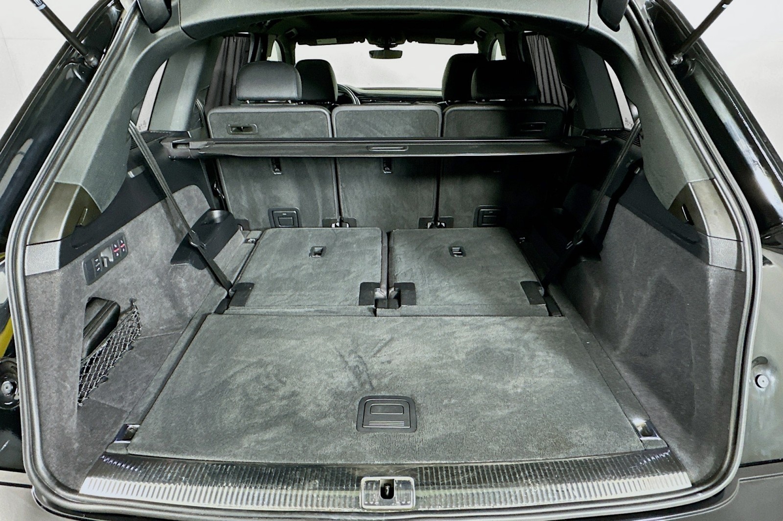 Used 2022 Mythos Black Metallic Audi Prestige image 22