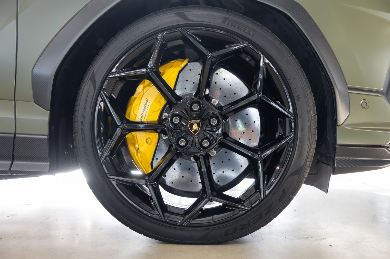 Used Car 2023 Lamborghini Urus  Performante For Sale Under $300,000 In Boerne, Texas