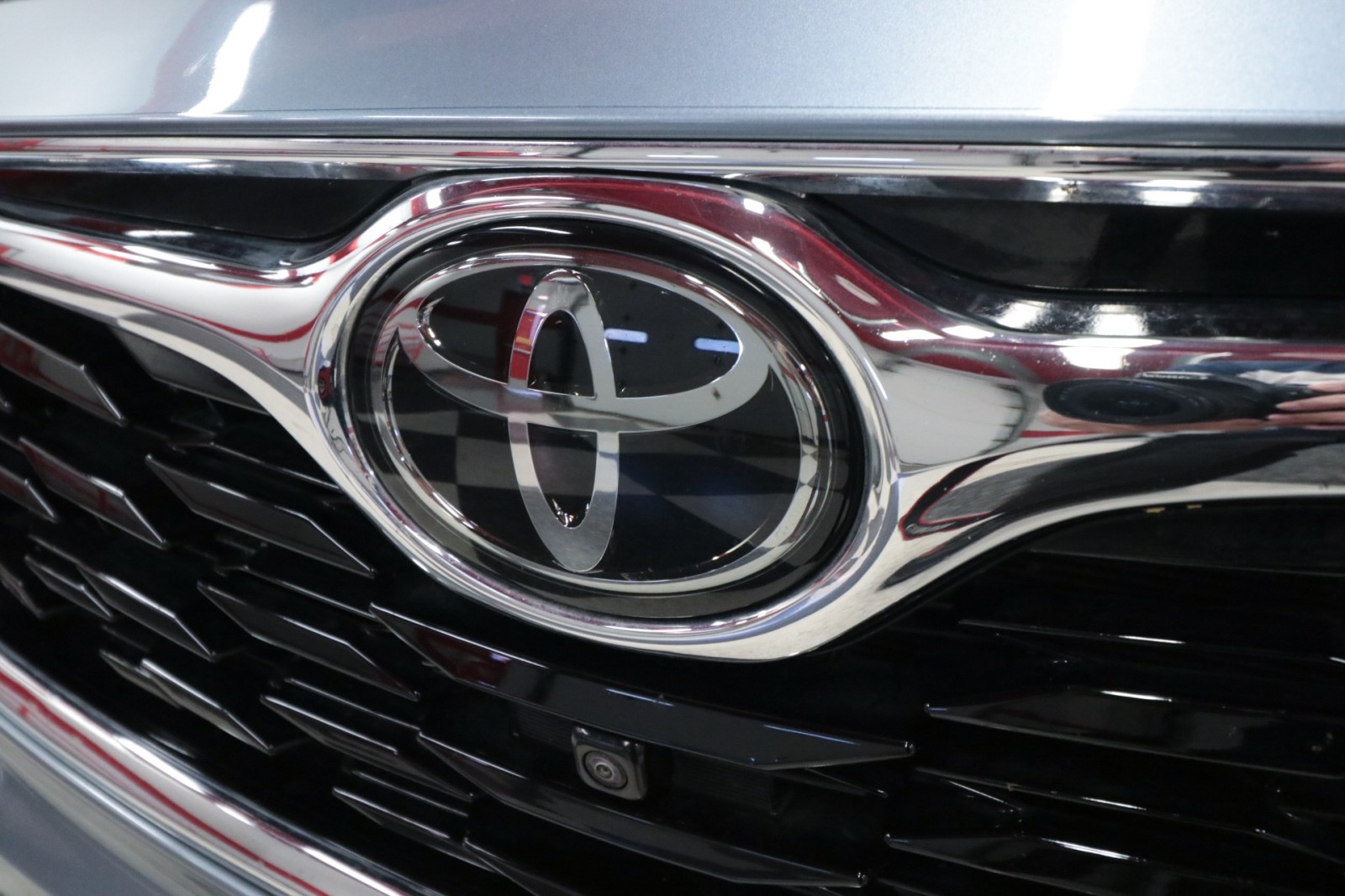 Used Car 2023 Toyota Highlander  Platinum For Sale Under $40,000 In Austin, Texas