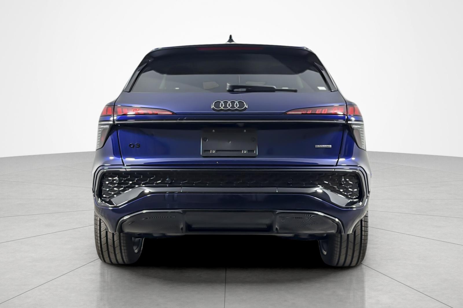 New 2026 Navarra Blue Metallic Audi S line quattro image 5
