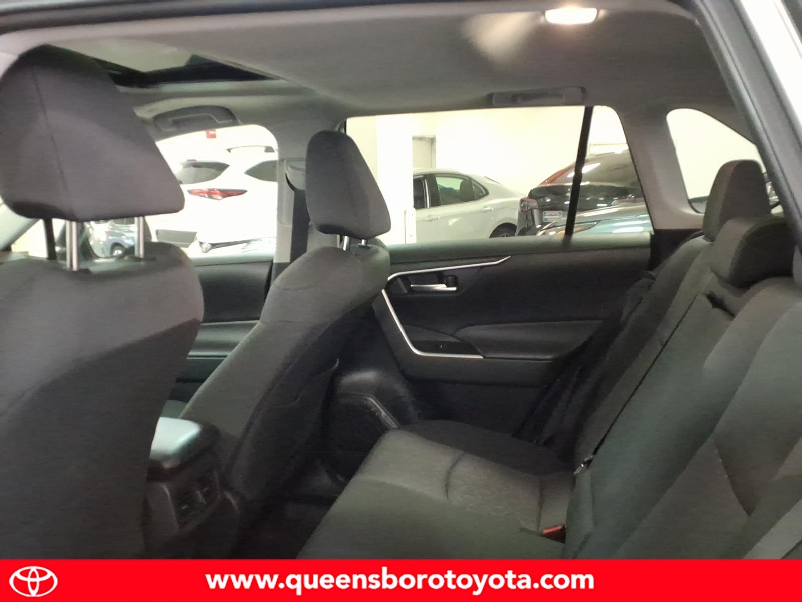 Used 2024 Toyota rav4 Sedan