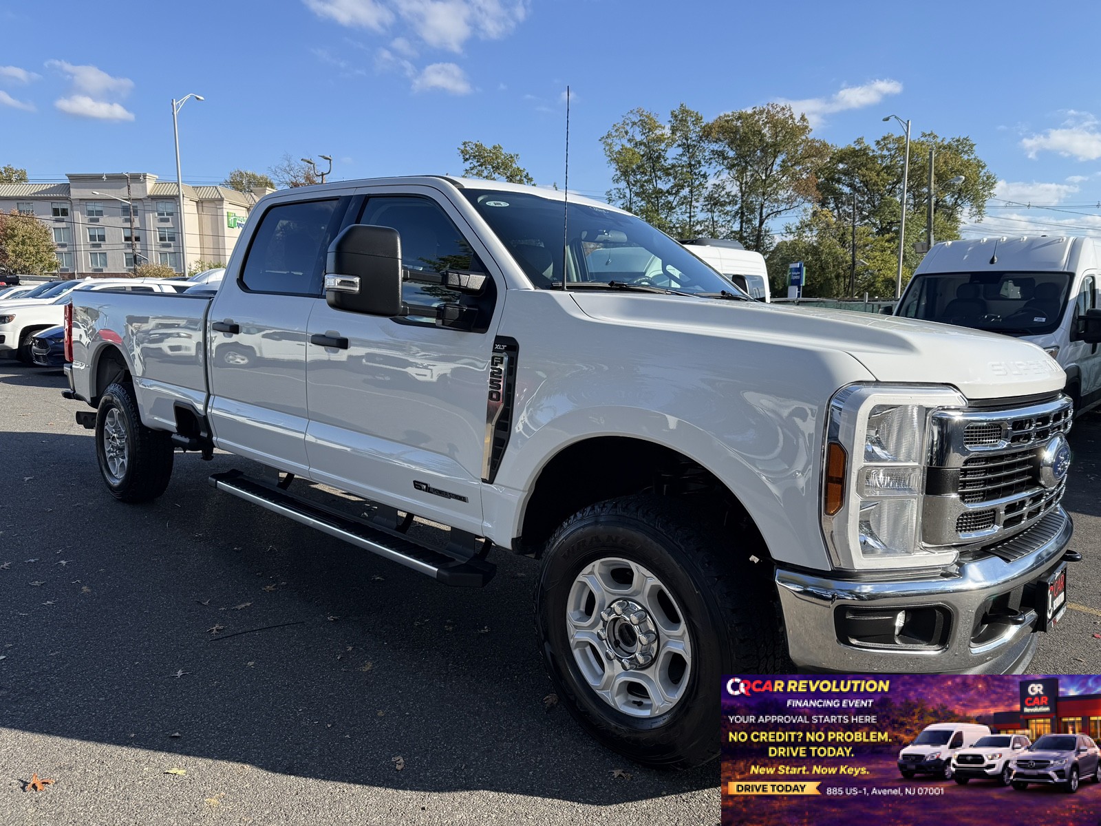 2025 Ford F-250 Super Duty XLT Crew Cab LB 4WD