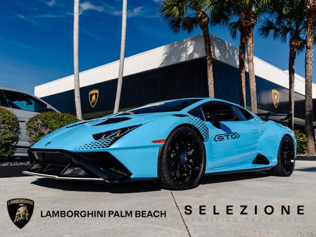 2022 Lamborghini Huracan STO's photo