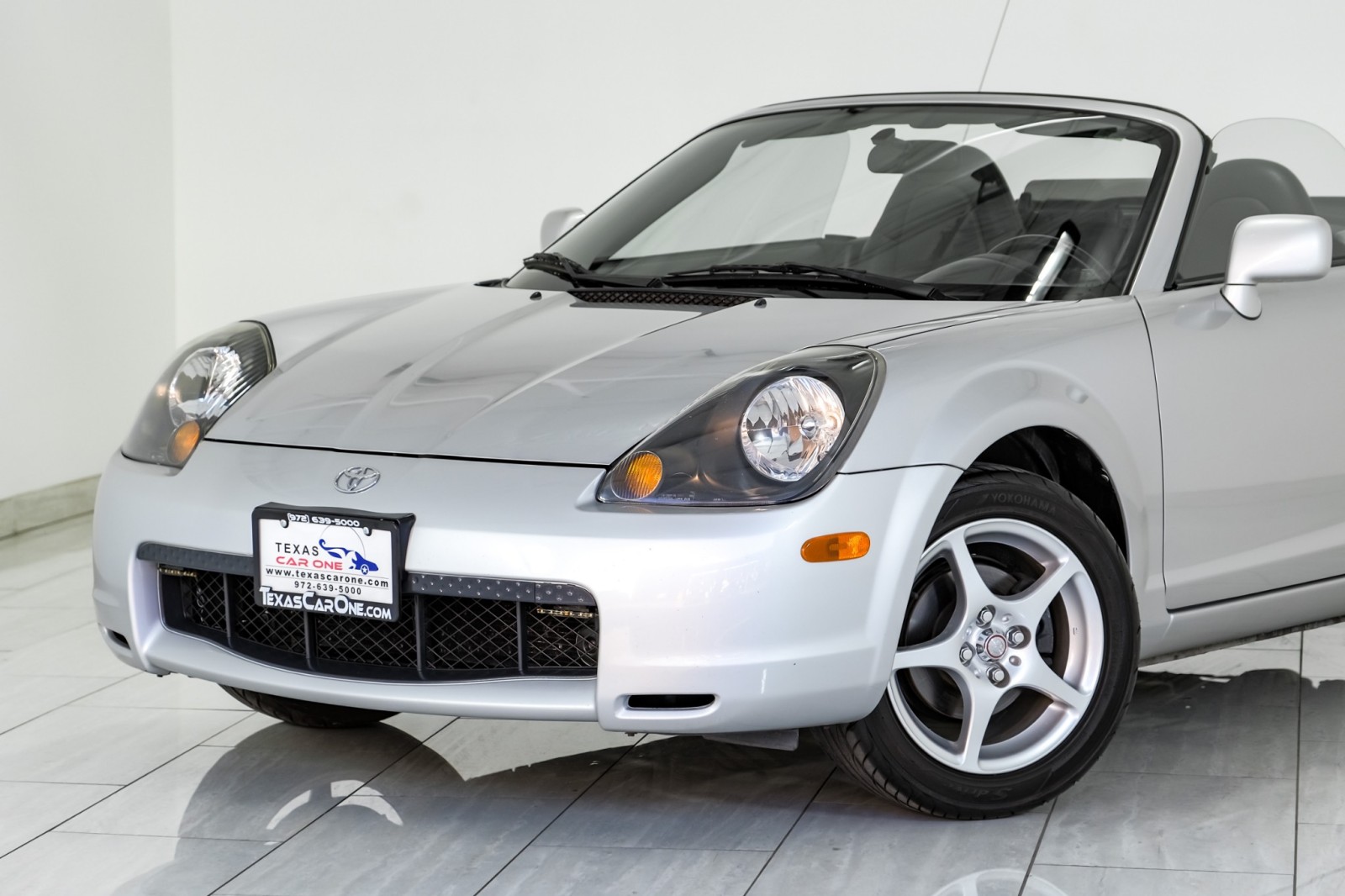 2000 Toyota MR2 Spyder LEATHER SEATS CRUISE CONTROL REMOTE KEYLESS ETNRY  36