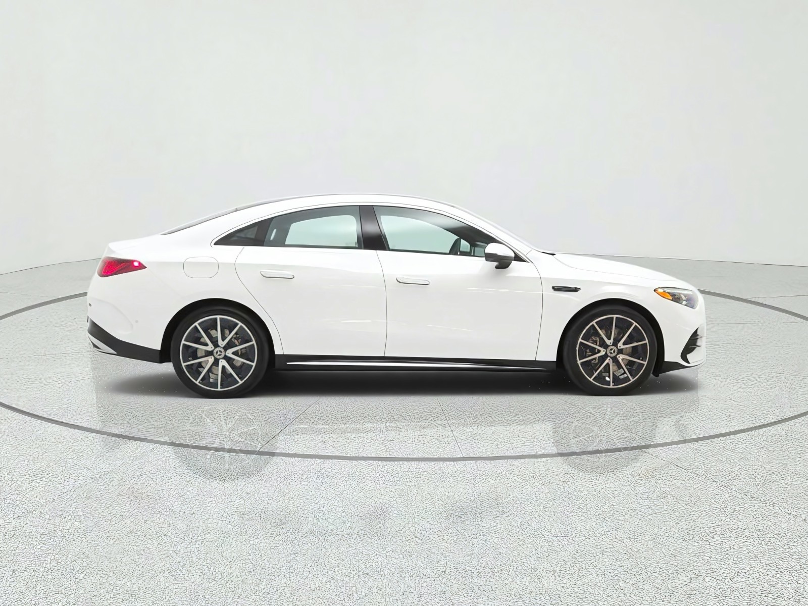 New 2027 Polar White Mercedes-Benz CLA 350 Electric 4MATIC® image 4