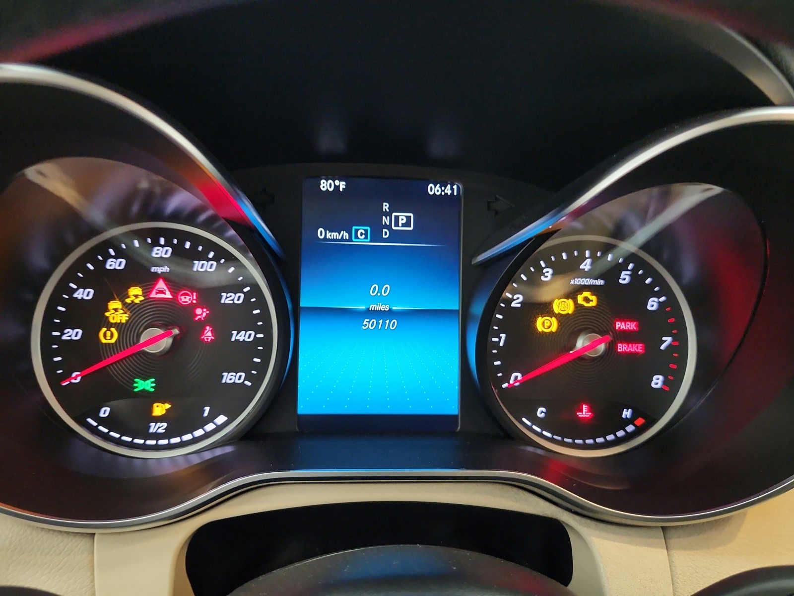 Used 2020 Polar White Mercedes-Benz GLC 300 4MATIC® SUV image 11