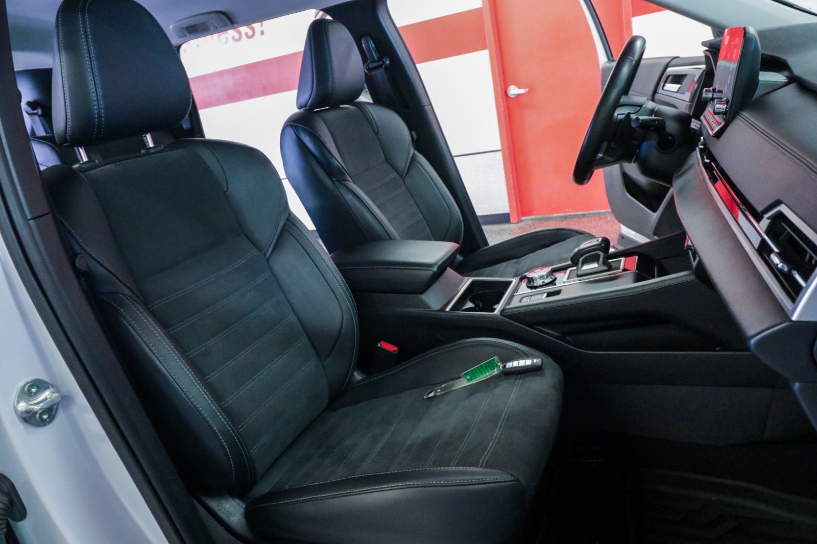 Used Car 2024 Mitsubishi Outlander  Se For Sale Under $25,000 In Austin, Texas