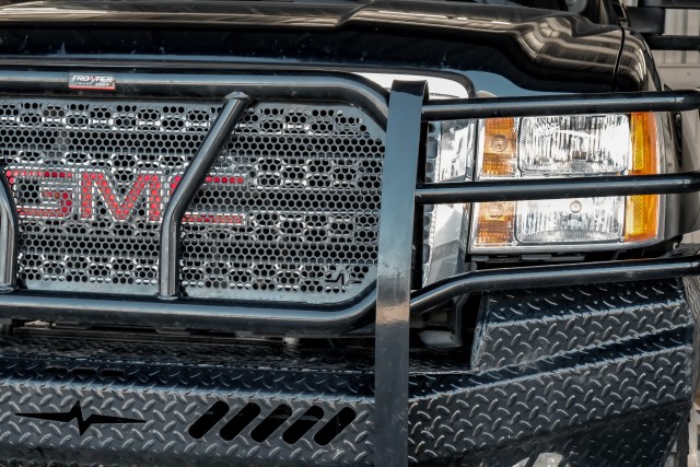 2014 GMC Sierra 3500HD Denali 43