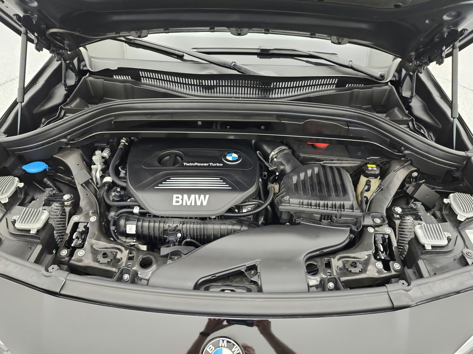 Used 2019 Jet Black BMW sDrive28i Sports Activity Coupe image 17