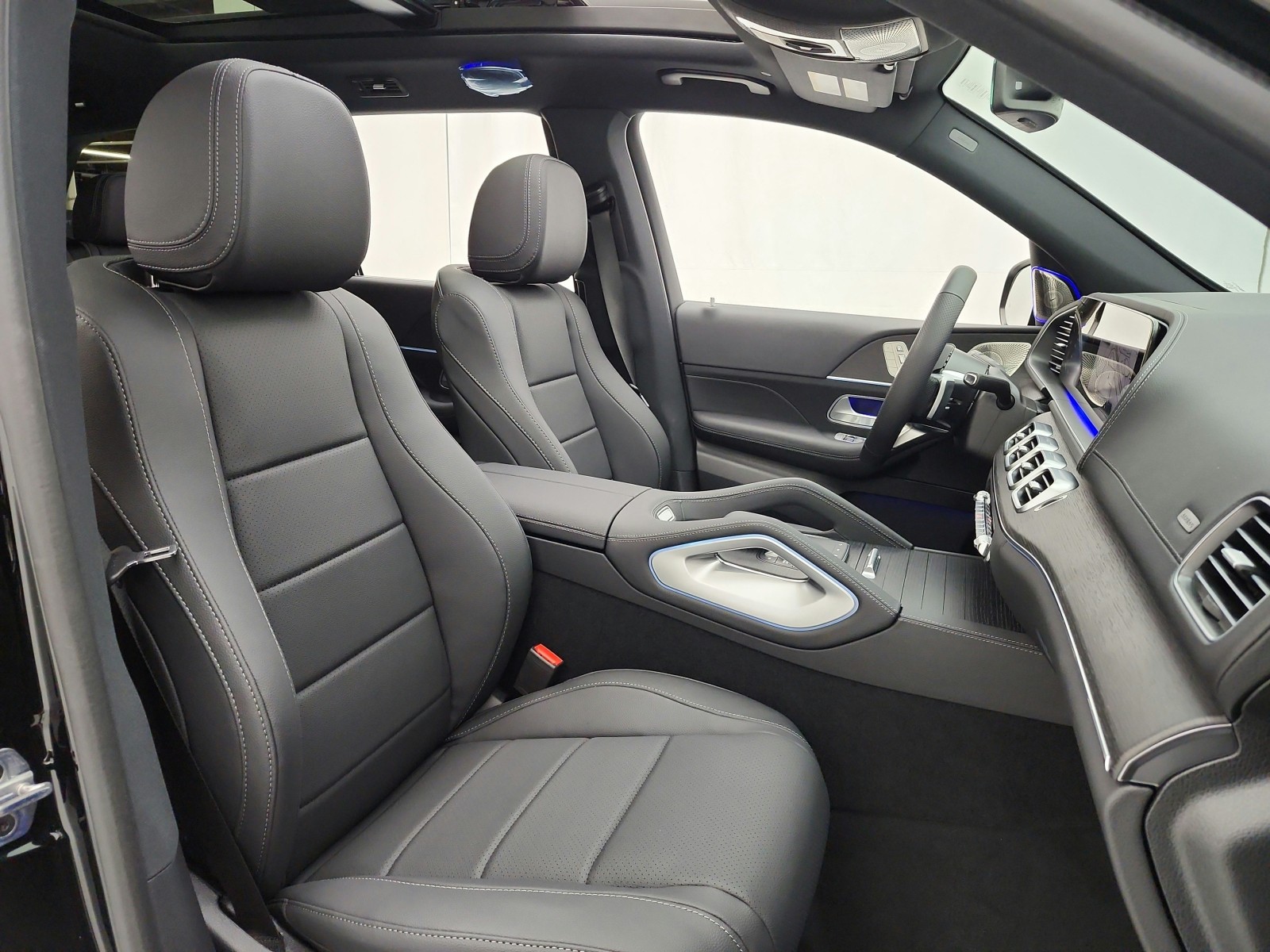 New 2026 Black Mercedes-Benz GLS 450 4MATIC® SUV image 15