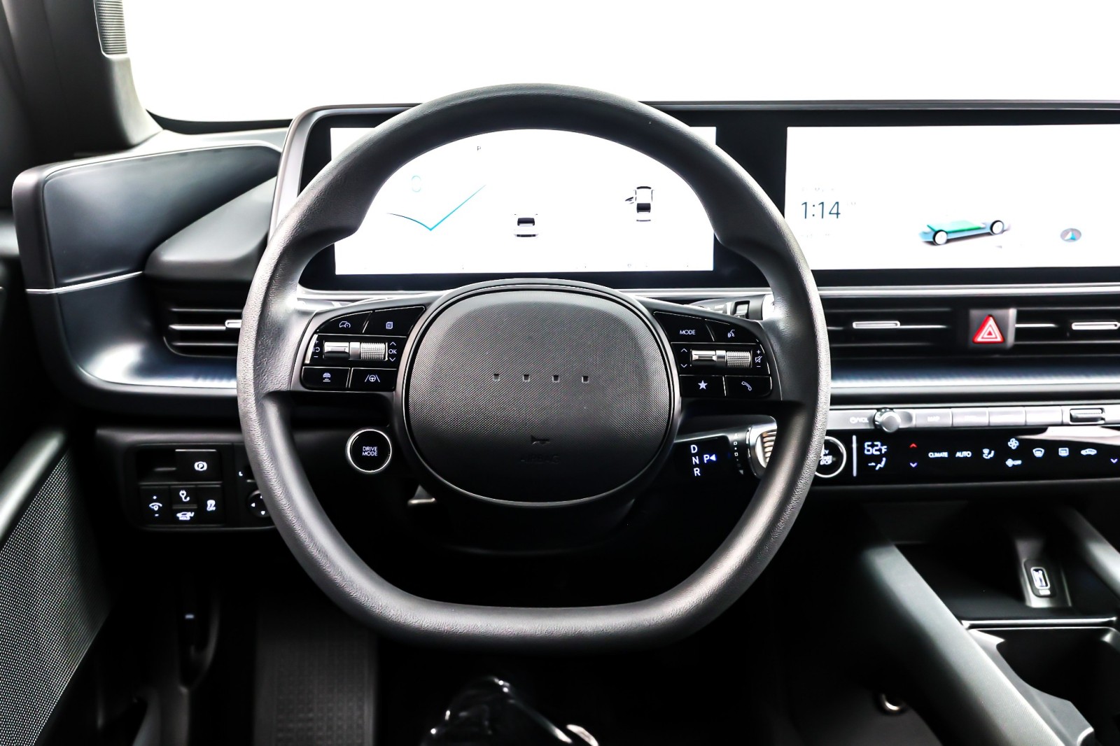 Used 2025 Serenity White Hyundai SE Standard Range RWD image 18