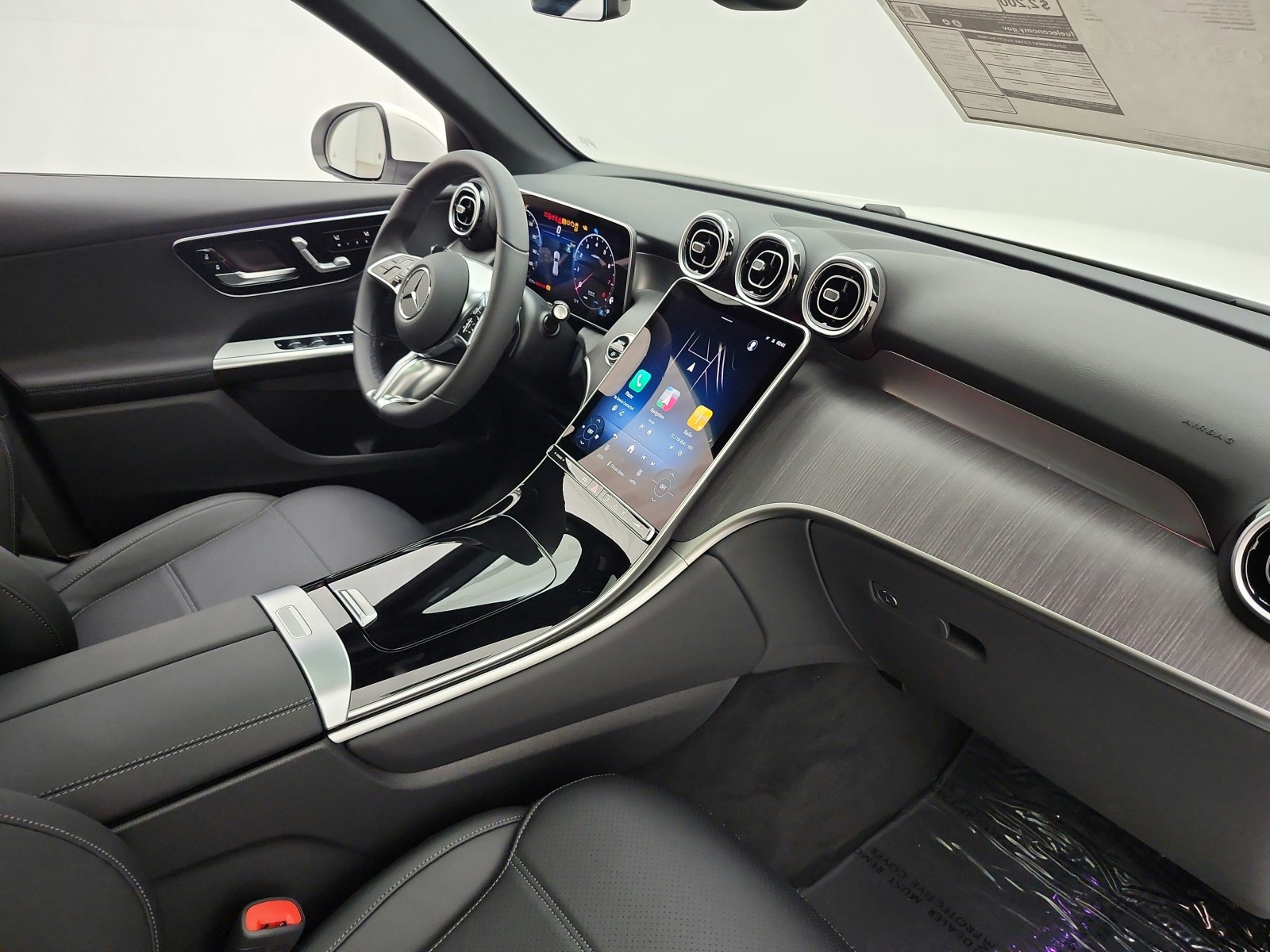 New 2027 Polar White Mercedes-Benz GLC 300 SUV image 15