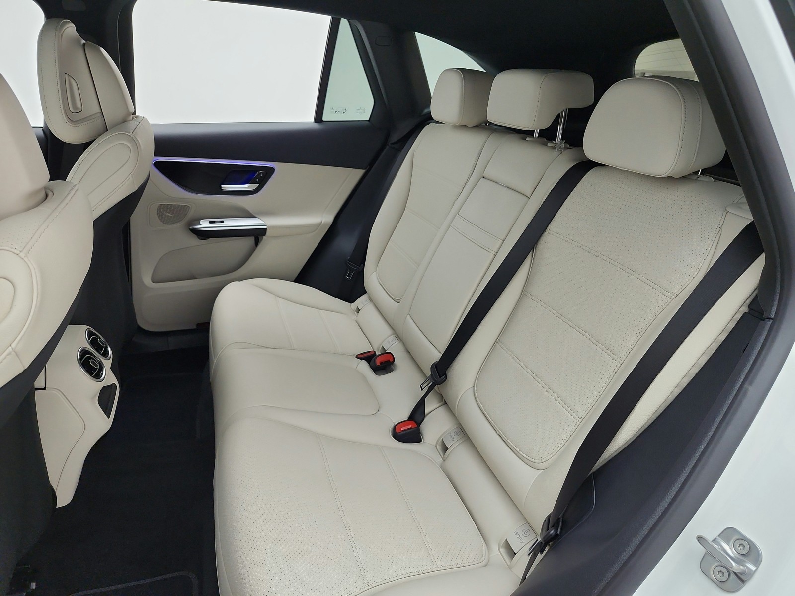 New 2027 Polar White Mercedes-Benz GLC 300 SUV image 11