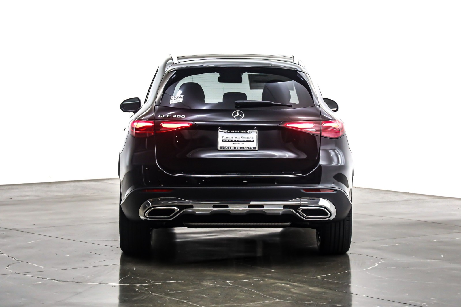 New 2026 Black Mercedes-Benz GLC 300 image 3