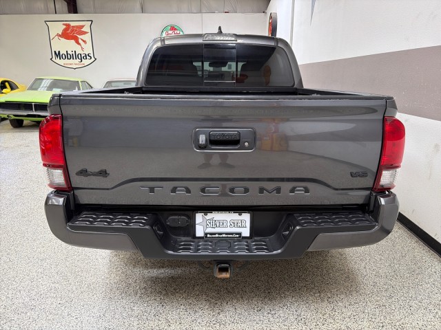 2022 Toyota Tacoma 4WD SR5 4WD V6 in , 