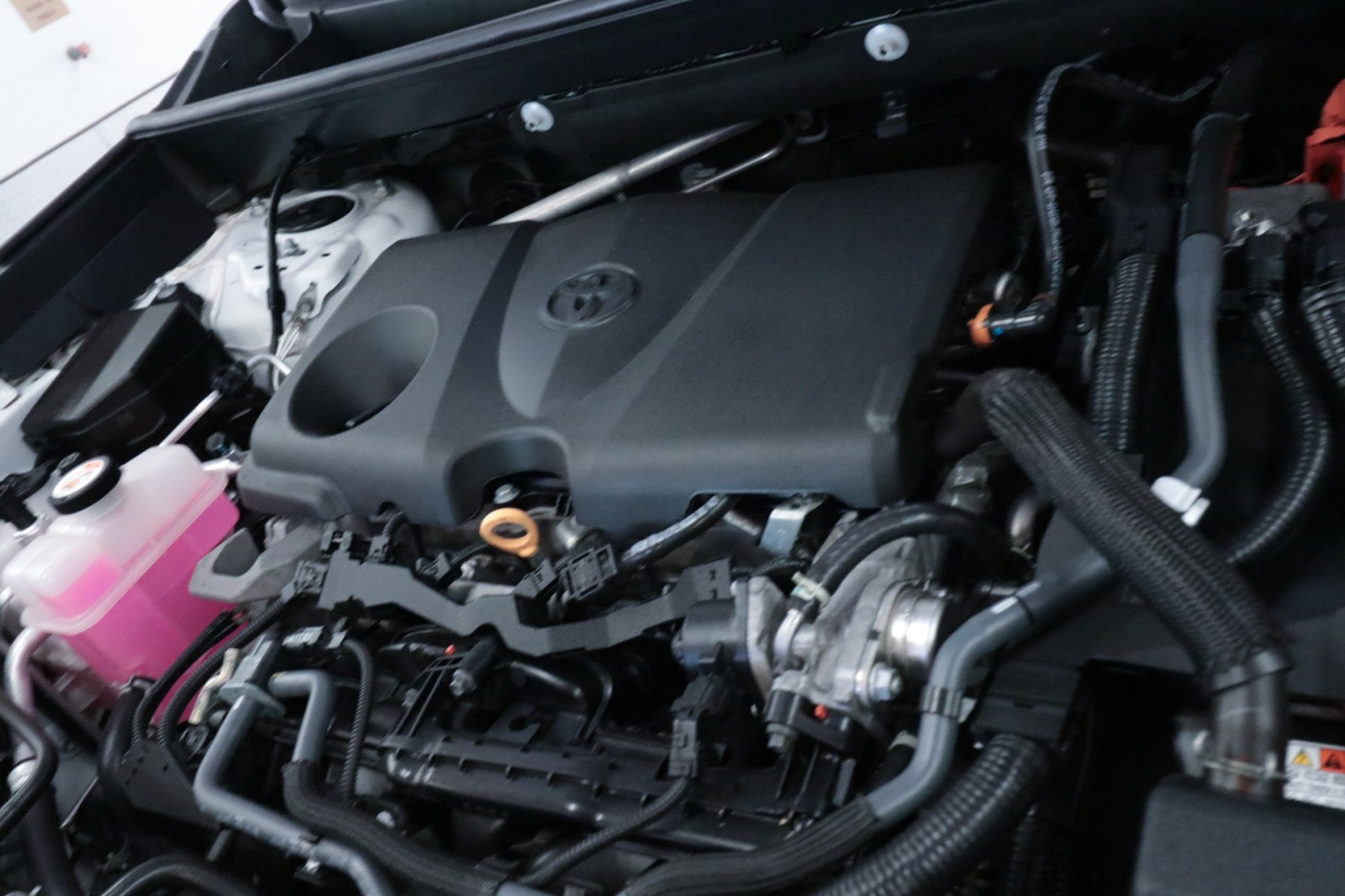 Used Car 2024 Toyota Rav4  Hybrid Xle For Sale Under $35,000 In Austin, Texas