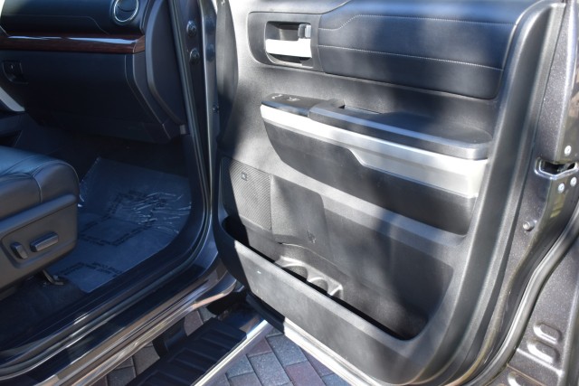 2017 Toyota Tundra 4WD Limited Navi Leather Heated Seats TRD Performance  39