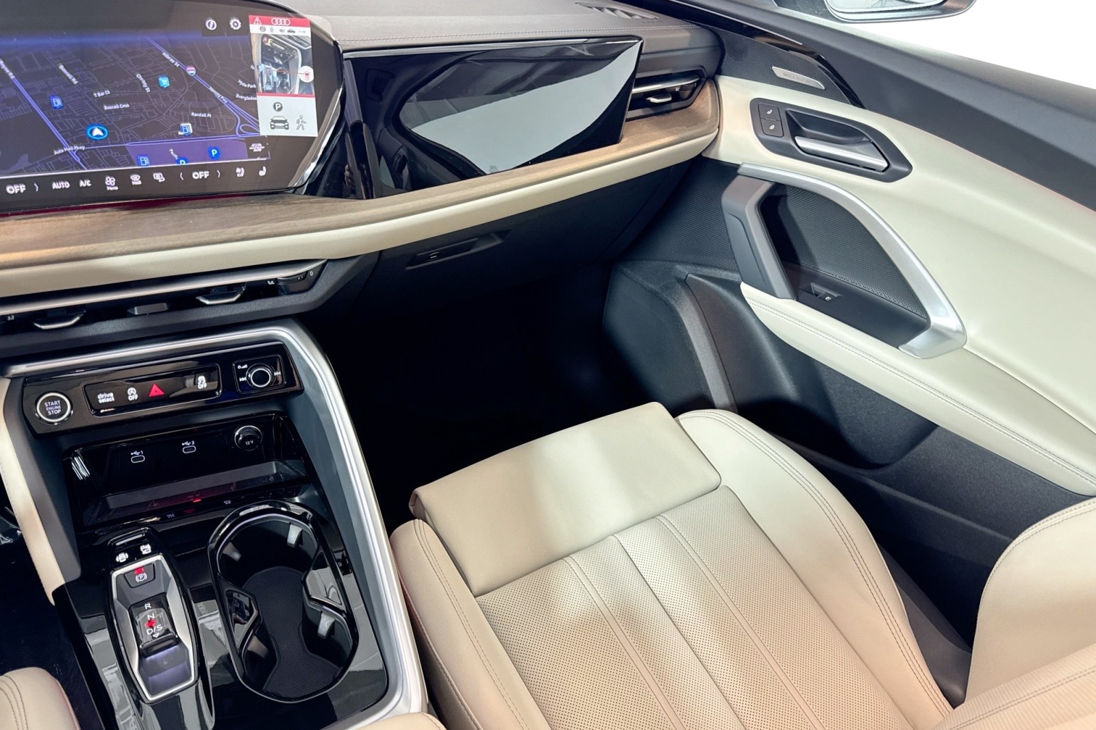 New 2025 Glacier White Metallic Audi Premium Plus 2.0 TFSI quattro image 20