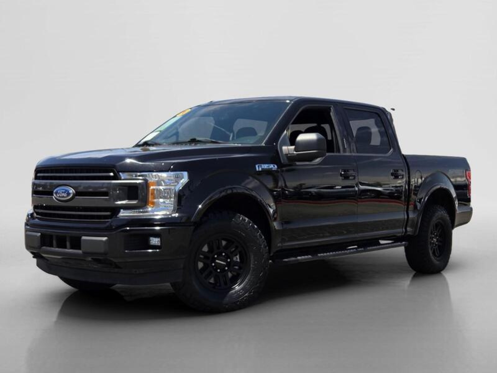 2020 Ford F-150 2020 Ford F-150 XLT Short Bed